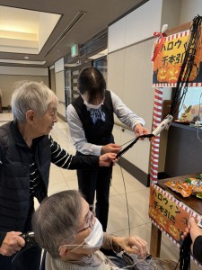 Photo_25-11-17-17-43-48.014 Photo_25-11-17-17-43-48.014